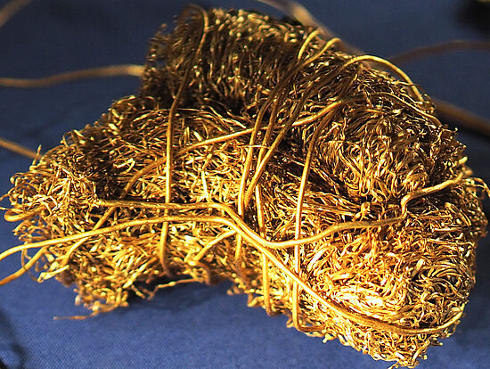 Goldfadenbündel vom Goldfund aus Ebreichsdorf.