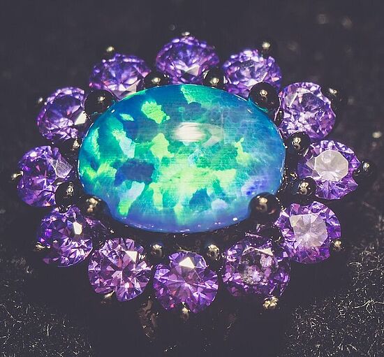 Blauer Opal-Ring