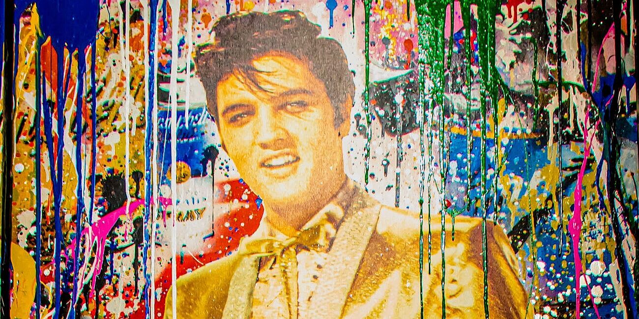 Elvis Presley in Gold Anzug