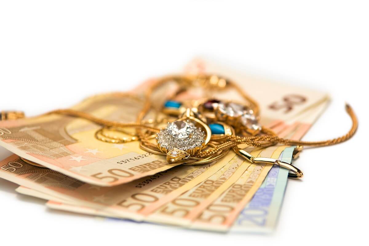 Vintage Schmuck