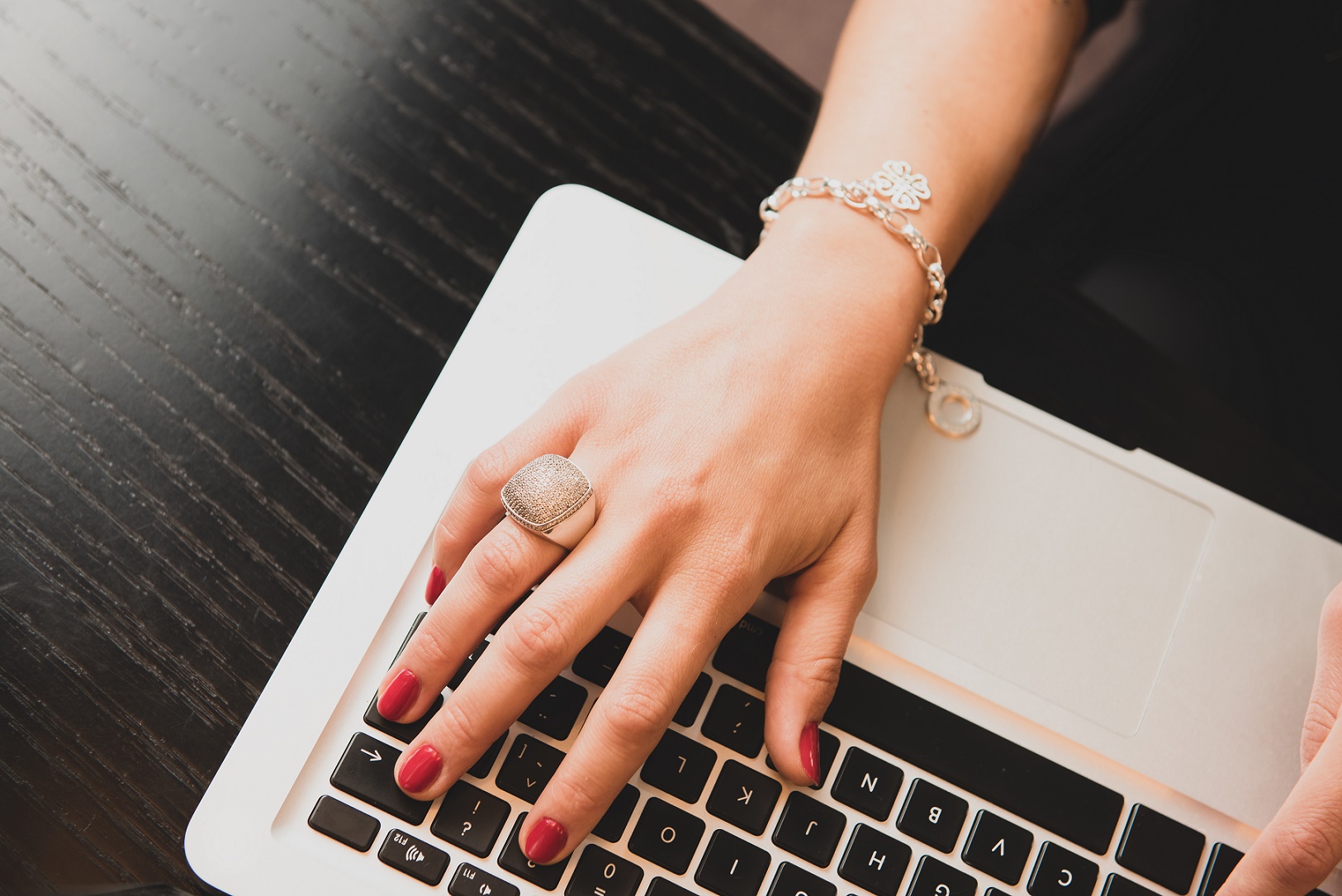 Kredit online bietet Dorotheum online pfand